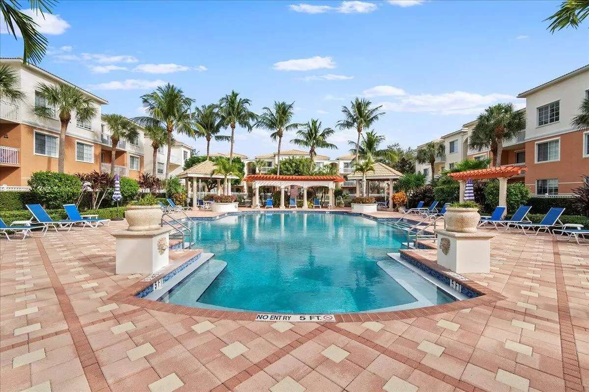 Palm Beach Gardens, FL 33418,6203 W Myrtlewood CIR