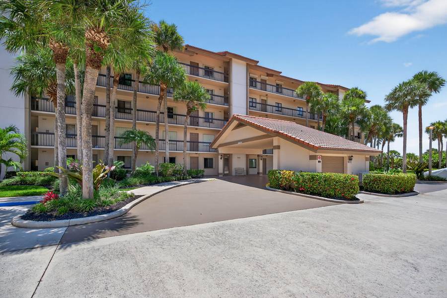 401 Ocean Bluffs BLVD 205, Jupiter, FL 33477