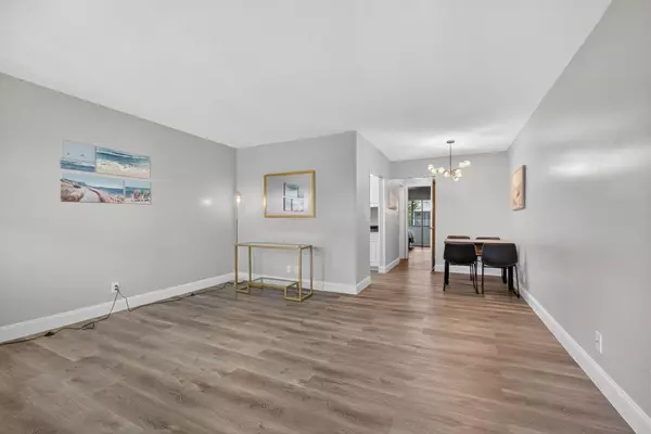 West Palm Beach, FL 33417,19 Norwich A