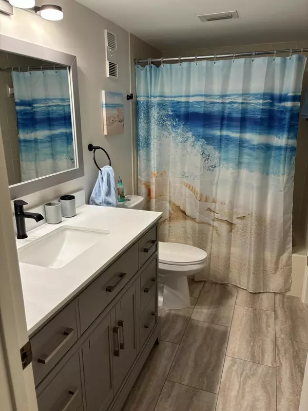 Delray Beach, FL 33446,7260 Kinghurst DR 107