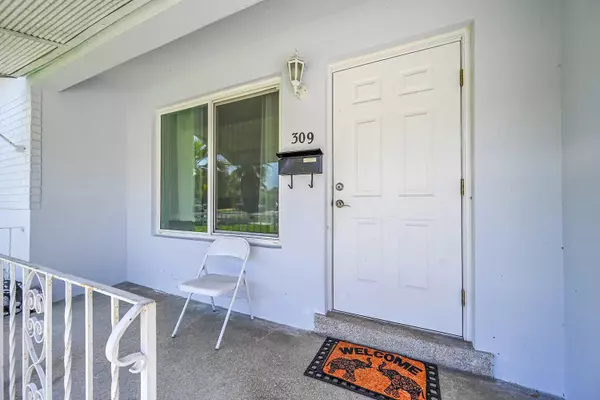 Dania Beach, FL 33004,309 SW 13th ST