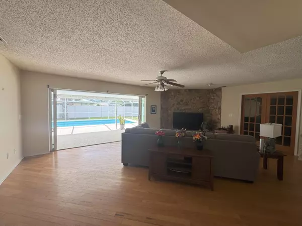 Port Saint Lucie, FL 34952,1450 SE Merion CT