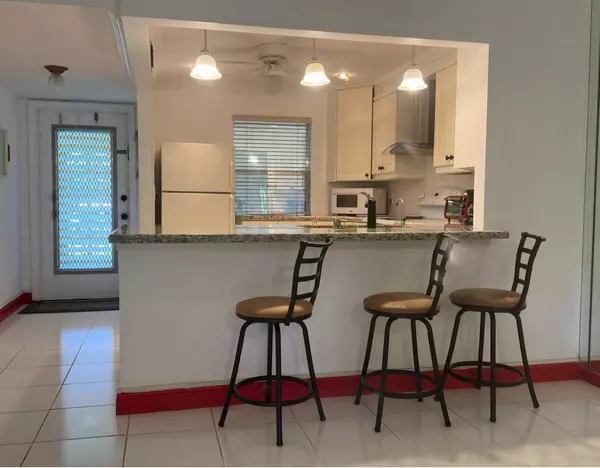 Boca Raton, FL 33428,9894 Marina BLVD 525