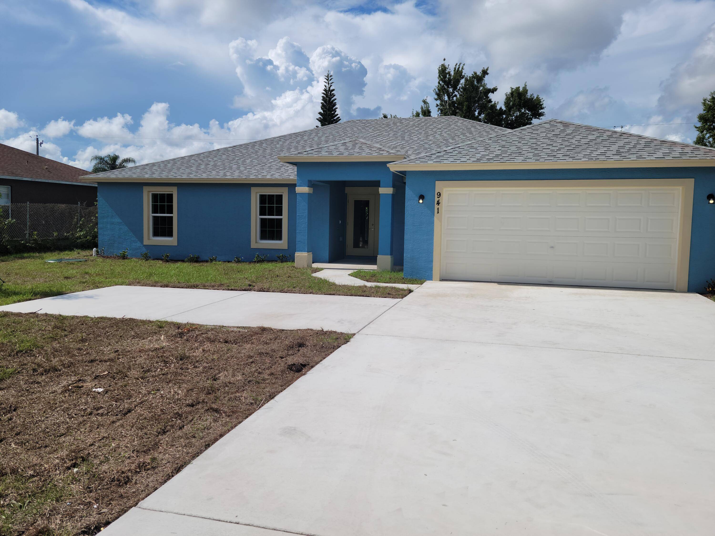 941 SW California BLVD, Port Saint Lucie, FL 34953