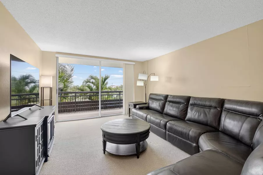 555 NW 4th AVE 4230, Boca Raton, FL 33432