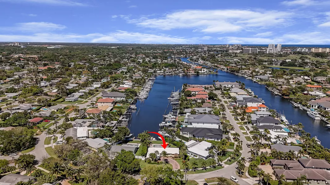 701 Waterway DR, North Palm Beach, FL 33408