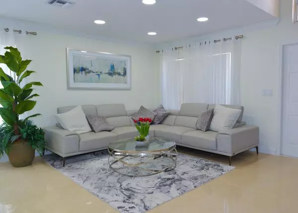 Coral Springs, FL 33067,6125 NW 40th ST