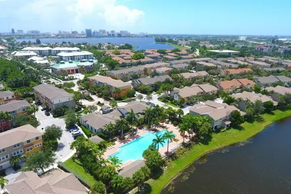 750 Millbrae 7 CT 7, West Palm Beach, FL 33401