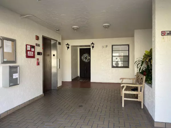 Wellington, FL 33414,12568 Shoreline DR 103