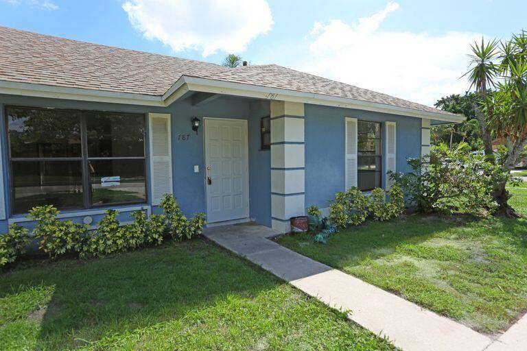 787 Lantern Tree LN, Wellington, FL 33414