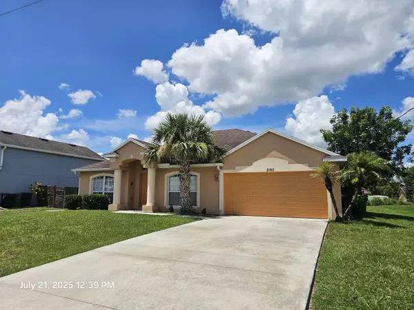 2182 SW Idaho LN, Port Saint Lucie, FL 34953
