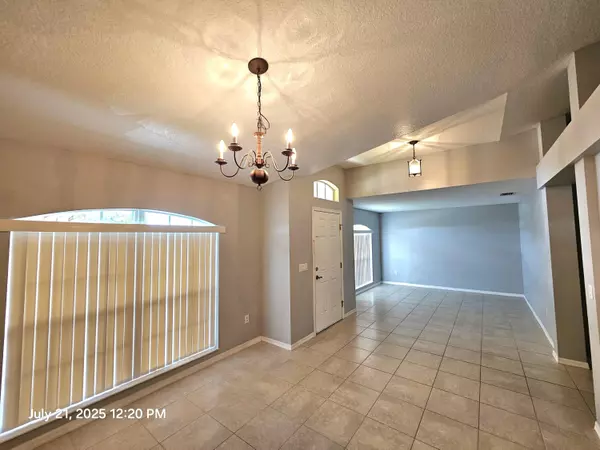 Port Saint Lucie, FL 34953,2182 SW Idaho LN