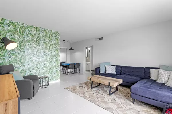 Fort Lauderdale, FL 33308,2221 NE 68th ST 922