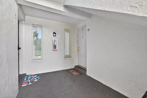 Greenacres, FL 33415,514 Shady Pine WAY B1