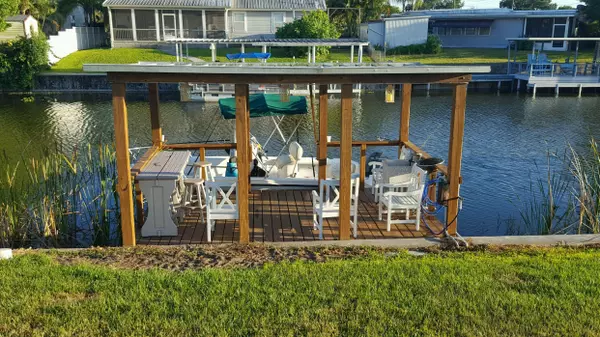 2044 SE 34th LN, Okeechobee, FL 34974