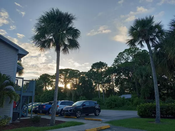 Fort Pierce, FL 34951,5745 Deer Run DR 1