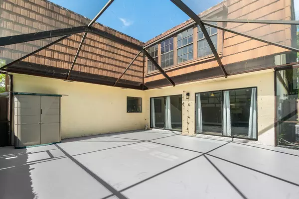 Royal Palm Beach, FL 33411,117 Weybridge CIR A