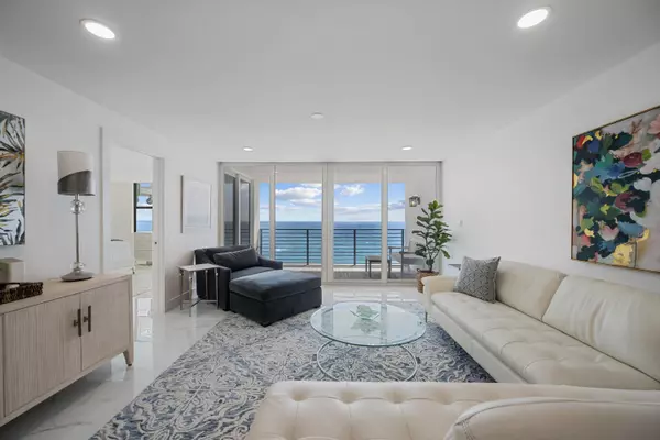 Juno Beach, FL 33408,900 Ocean DR 504