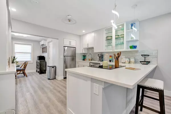 Jupiter, FL 33458,1125 Stillwater DR