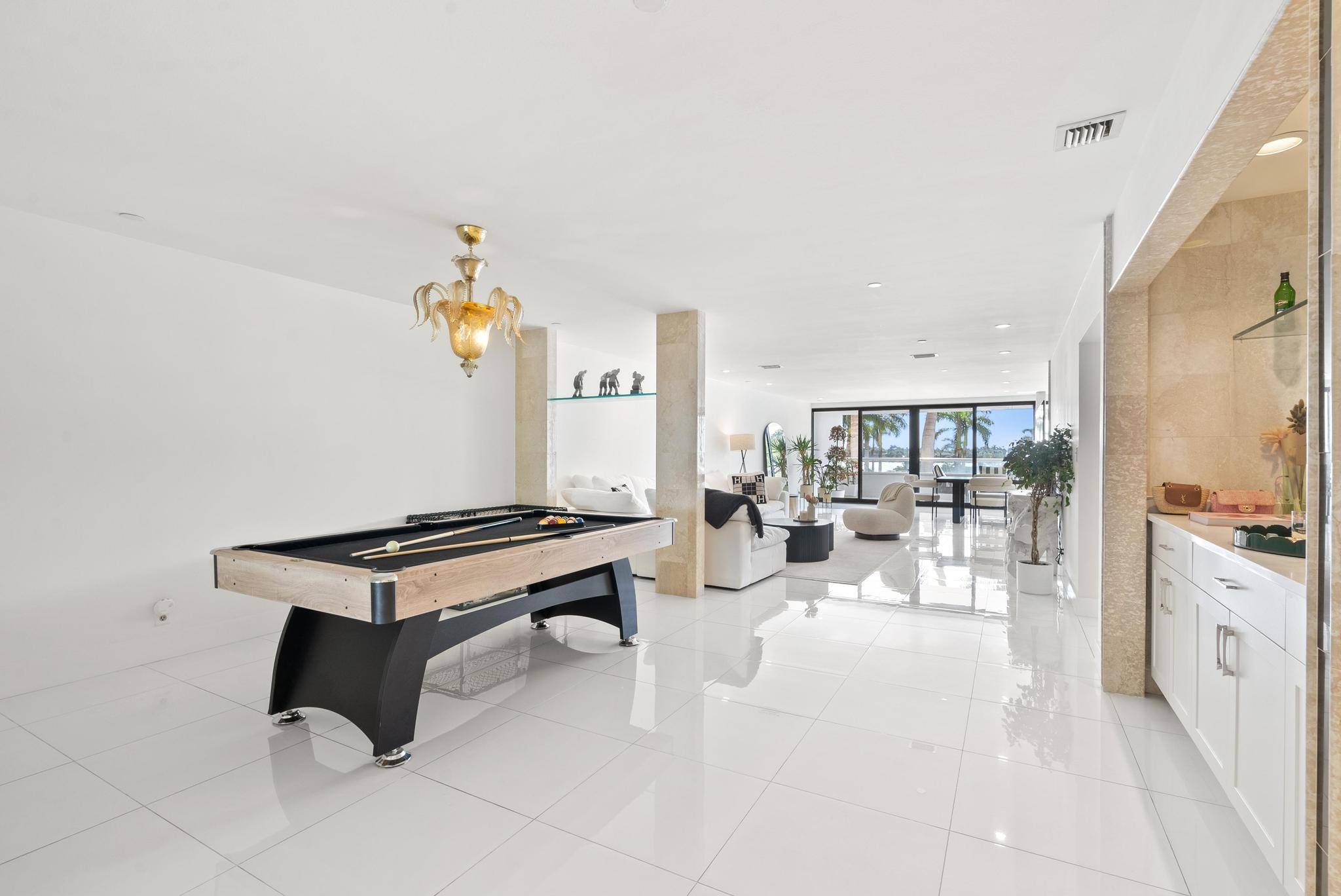 529 S S Flagler DR Th3f, West Palm Beach, FL 33401