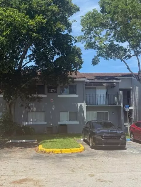 West Palm Beach, FL 33411,1179 N Benoist Farms RD 205