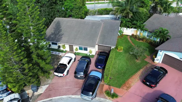 Lake Worth, FL 33463,5820 Westfall RD
