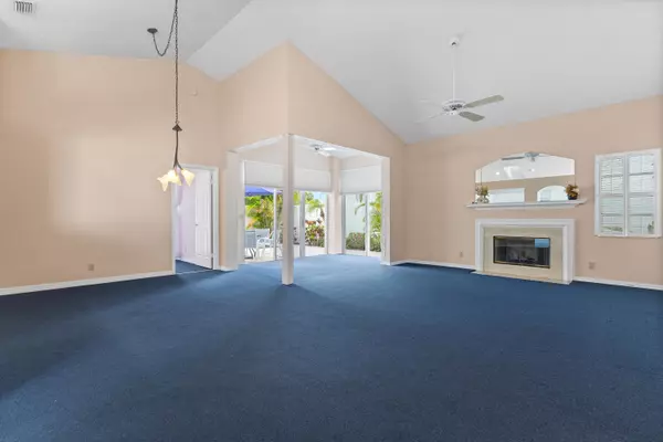 Palm Beach Gardens, FL 33418,10 Brighton CT
