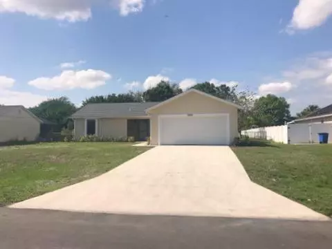1942 SW Susset LN, Port Saint Lucie, FL 34953