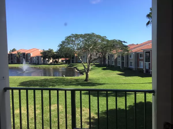 Lake Worth, FL 33463,7872 Sonoma Springs CIR 208