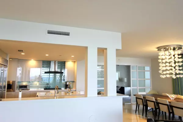 Singer Island, FL 33404