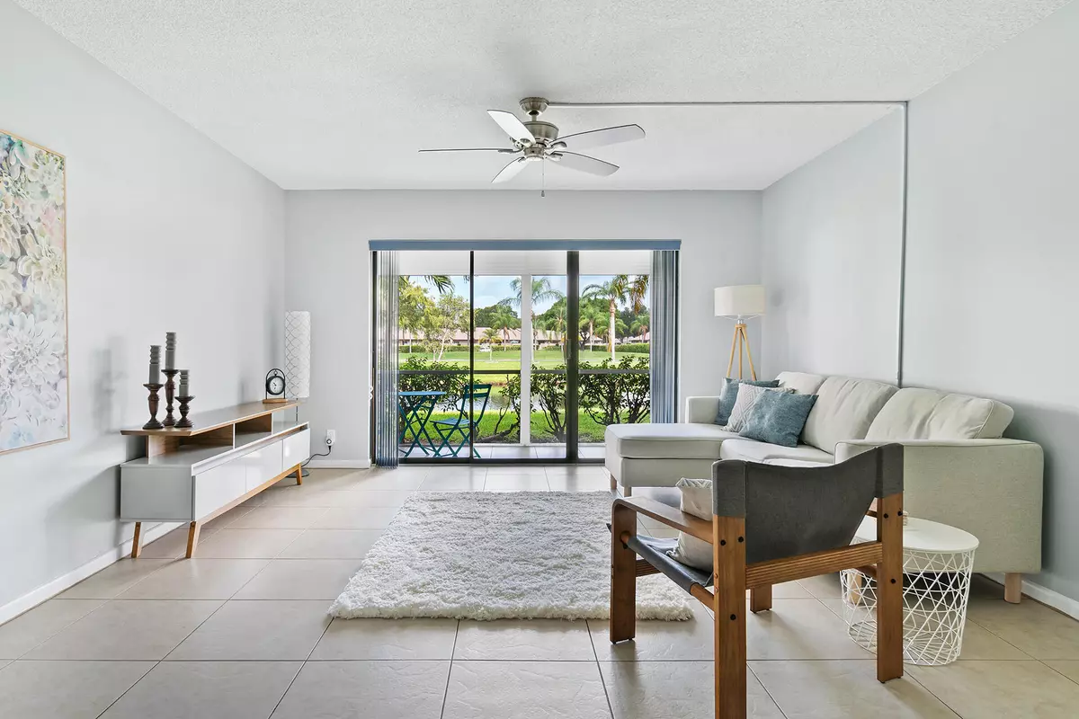 West Palm Beach, FL 33409,1113 Green Pine BLVD B1
