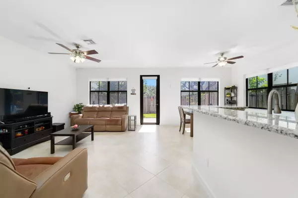 Parkland, FL 33076,8416 Lakeview TRL