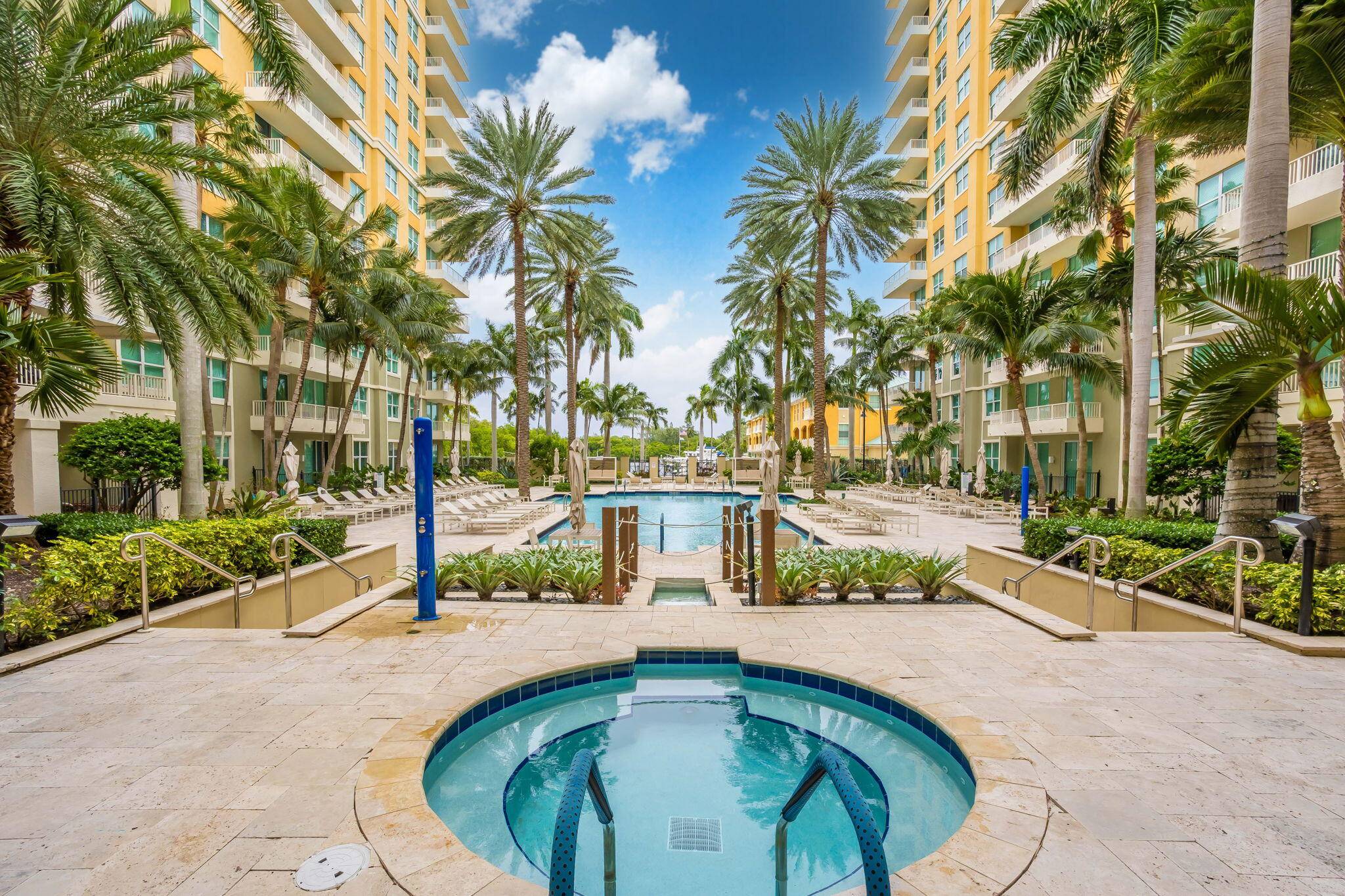 625 Casa Loma BLVD #1103, Boynton Beach, FL 33435