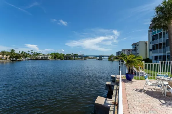 Boynton Beach, FL 33435,638 Snug Harbor DR E7