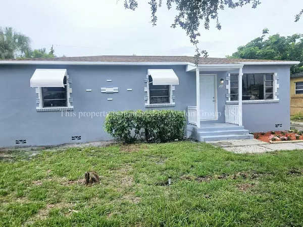 Riviera Beach, FL 33404,247 W 25th ST