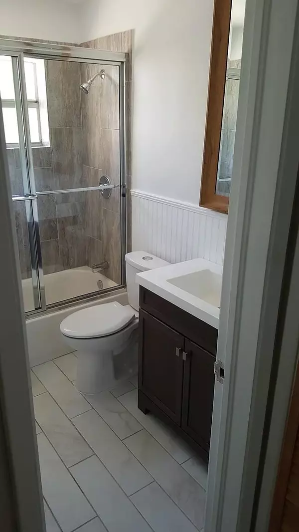 Boca Raton, FL 33432,160 NW 7th ST