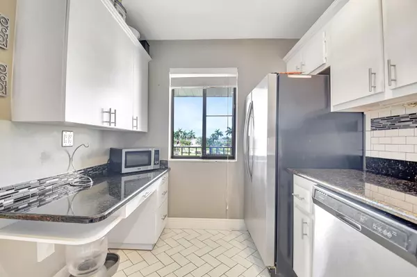 Lake Worth, FL 33467,4070 Tivoli CT 307