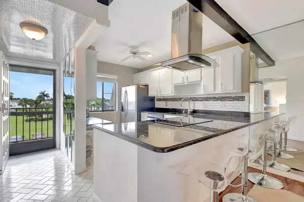 Lake Worth, FL 33467,4070 Tivoli CT 307