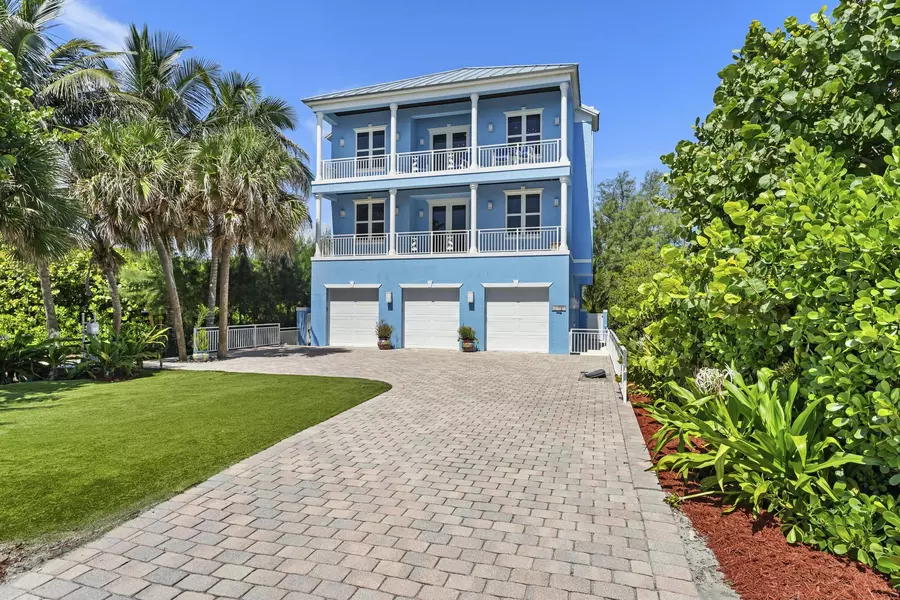 1334 SE Macarthur BLVD, Stuart, FL 34996