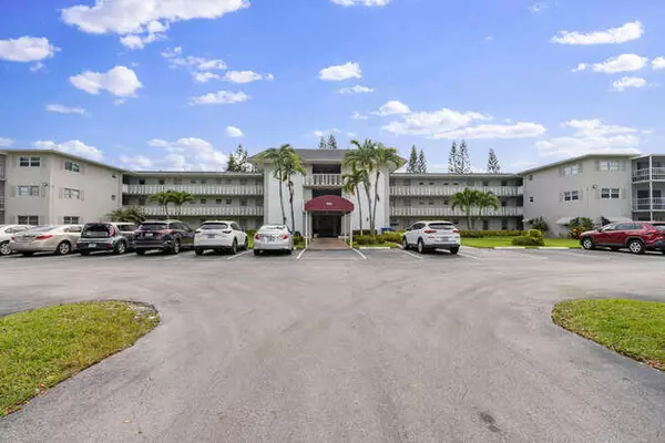 Hollywood, FL 33021,1000 Hillcrest CT 214