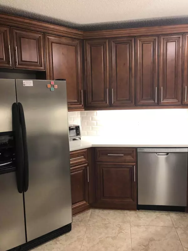 Boynton Beach, FL 33437,5187 Europa Dr A- Corner