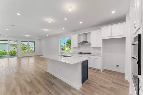 Port Saint Lucie, FL 34987,9547 SW Indra WAY