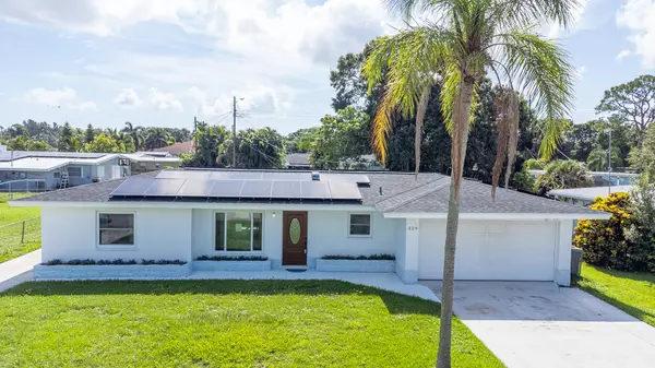 329 Holly AVE, Port Saint Lucie, FL 34952
