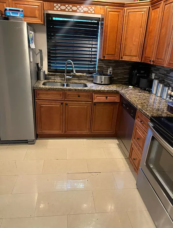 Deerfield Beach, FL 33441,1260 SW 6 AVE