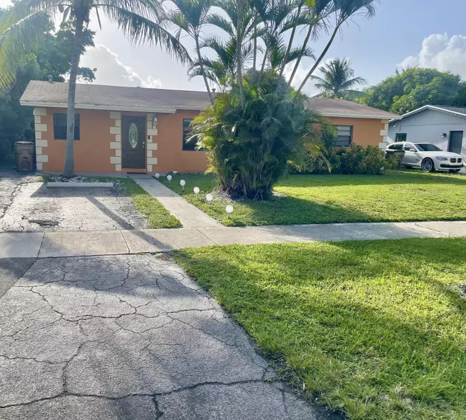 1260 SW 6 AVE, Deerfield Beach, FL 33441