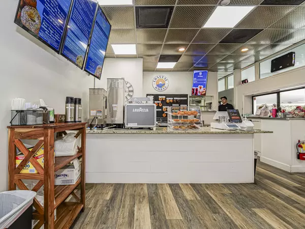Vero Beach, FL 32960,777 37th ST A100