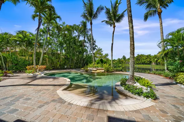 Wellington, FL 33449,10741 Versailles BLVD