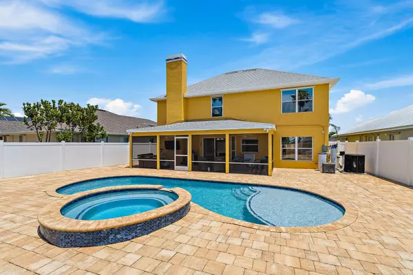 Jensen Beach, FL 34957,728 NW Waterlily PL