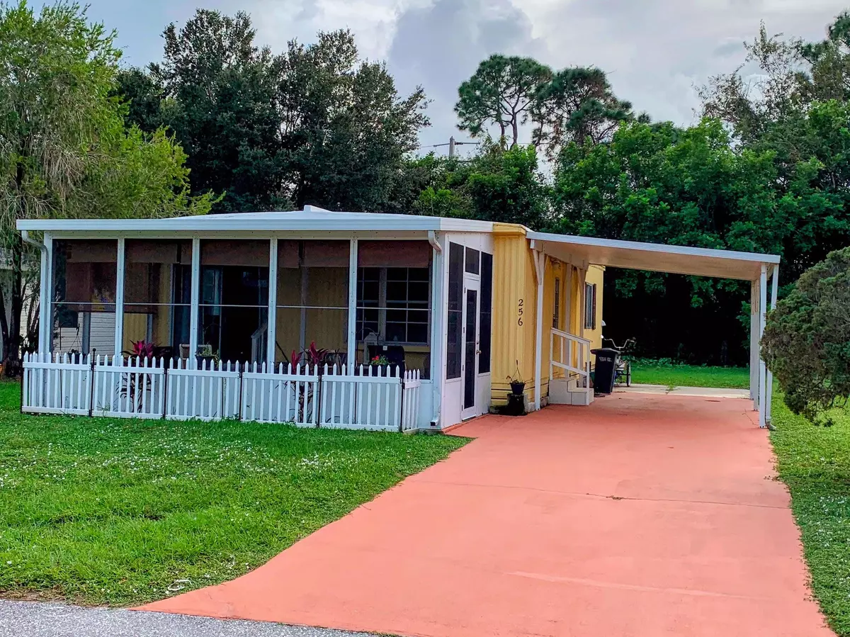 Port Saint Lucie, FL 34952,256 W Caribbean