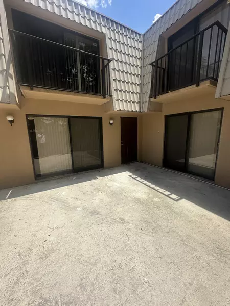 5834 58th WAY, West Palm Beach, FL 33409